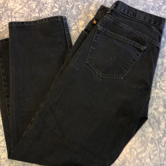 Black Levi’s 550 Jeans - Picture 4 of 5
